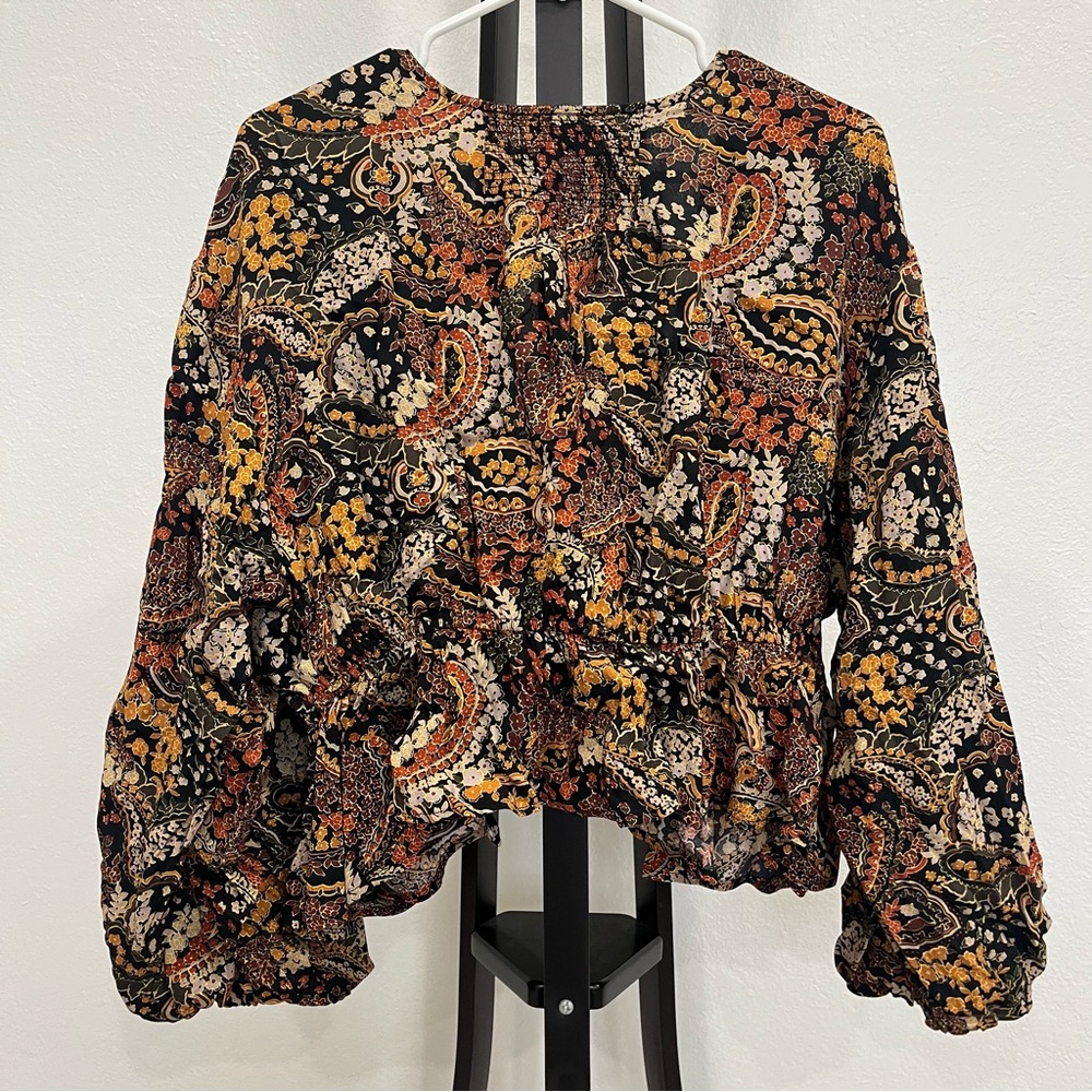 Urban Outfitters Bonnie Crepe Blouse - Picture 7 of 7
